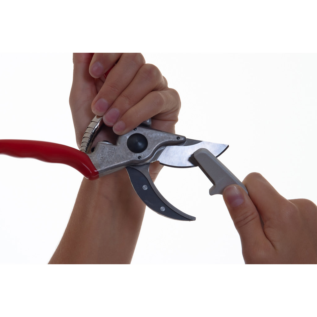 SWISS ISTOR PROFF Skjerpestål for kniv, saks m.m