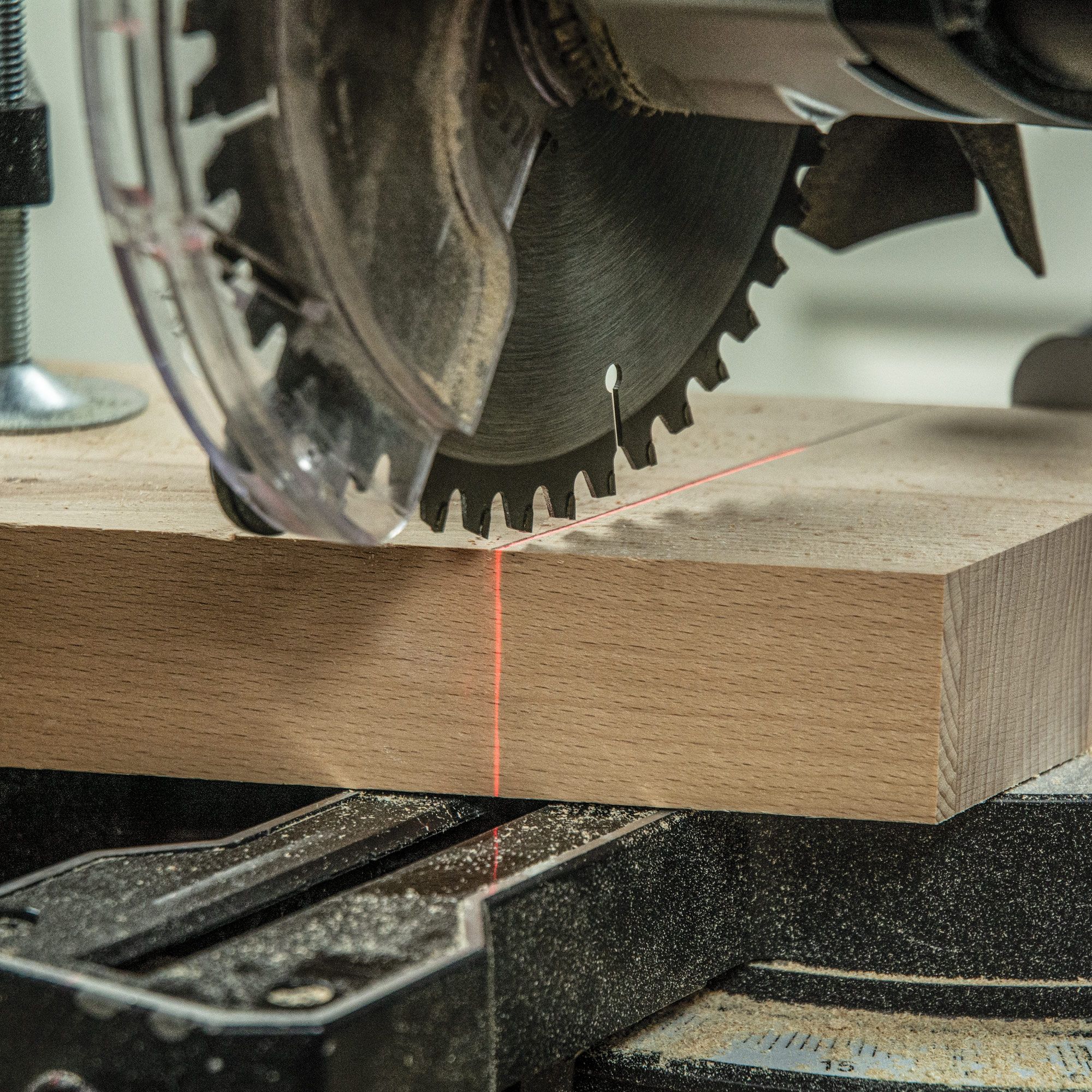 Trend 18V Kapp og gjærsag 184mm uten batteri og lader